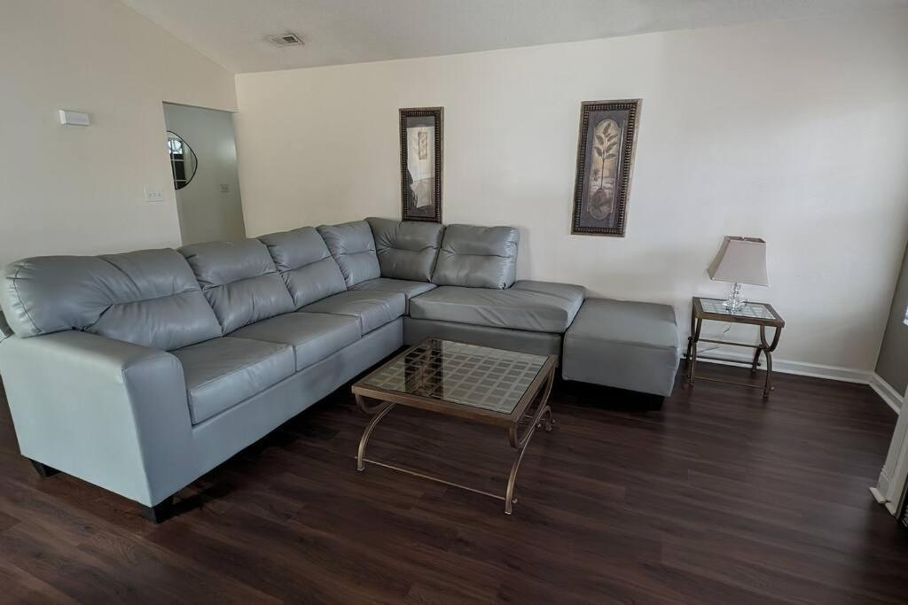 Haven - Uptown/Airport Corridor Villa Charlotte Dış mekan fotoğraf